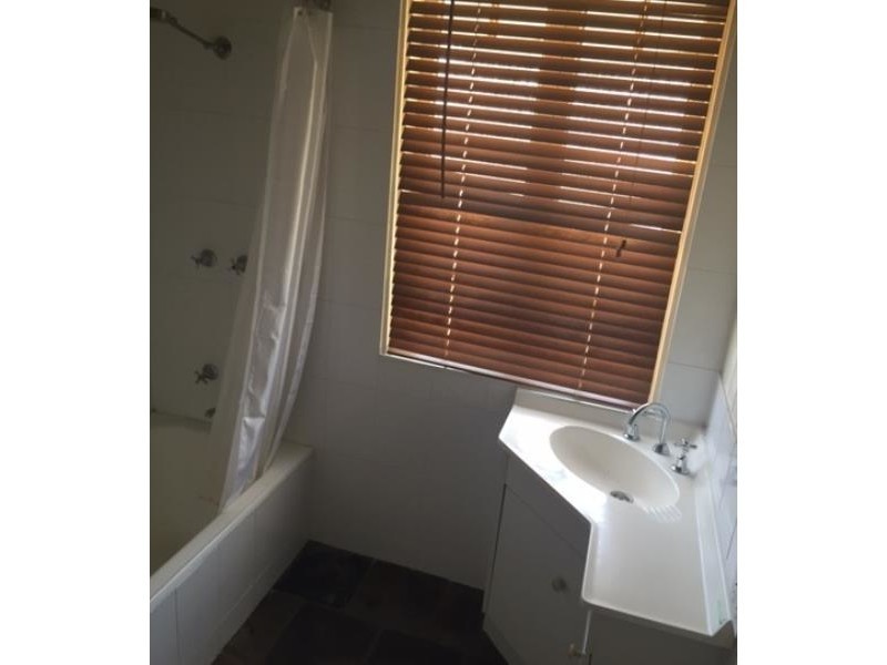 5 Voss Street, The Range QLD 4700